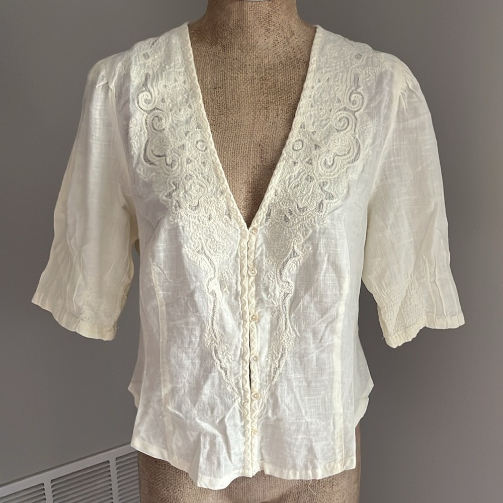 Free People Laurie Embroidered Blouse In Bones LARGE NWT - Picture 2 of 6